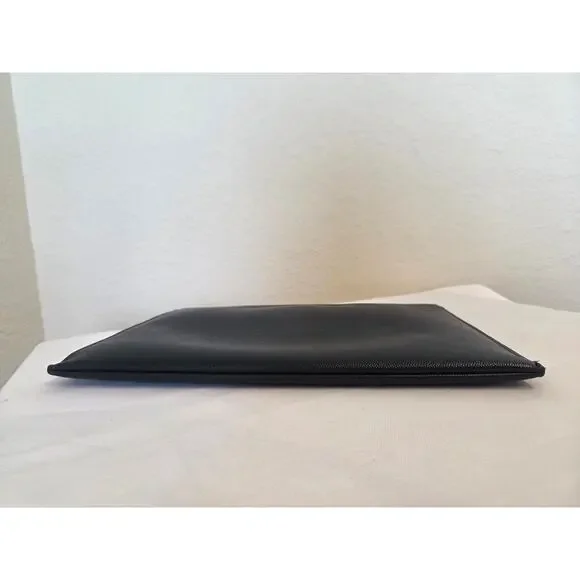 Saint Laurent YSL Black Leather Zip Pouch Clutch Grain de Poudre Caviar Leather - Picture 15 of 15